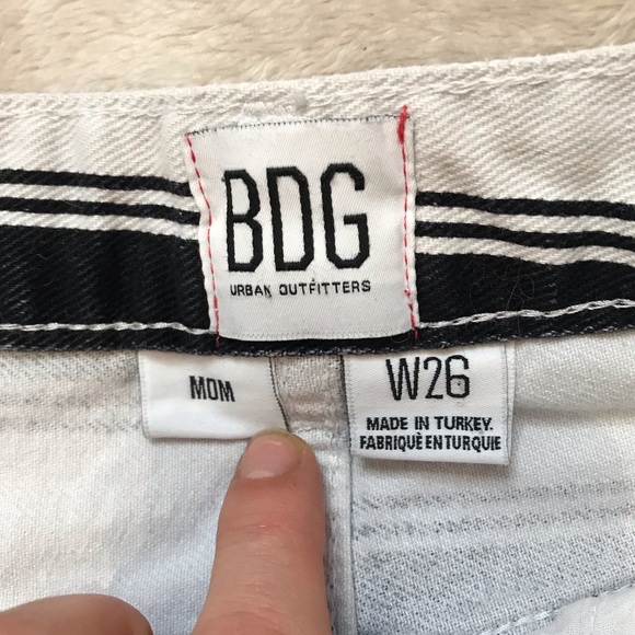 BDG Mom high waisted striped jeans Urban Outfitters tapered leg fit Beetlejuice - Picture 10 of 10